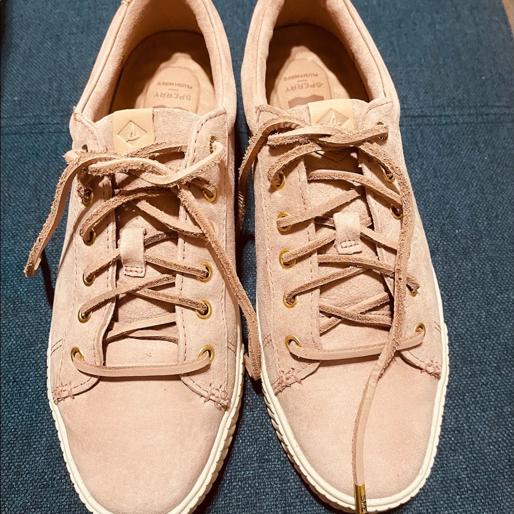 Womens suede Sperry sneakers